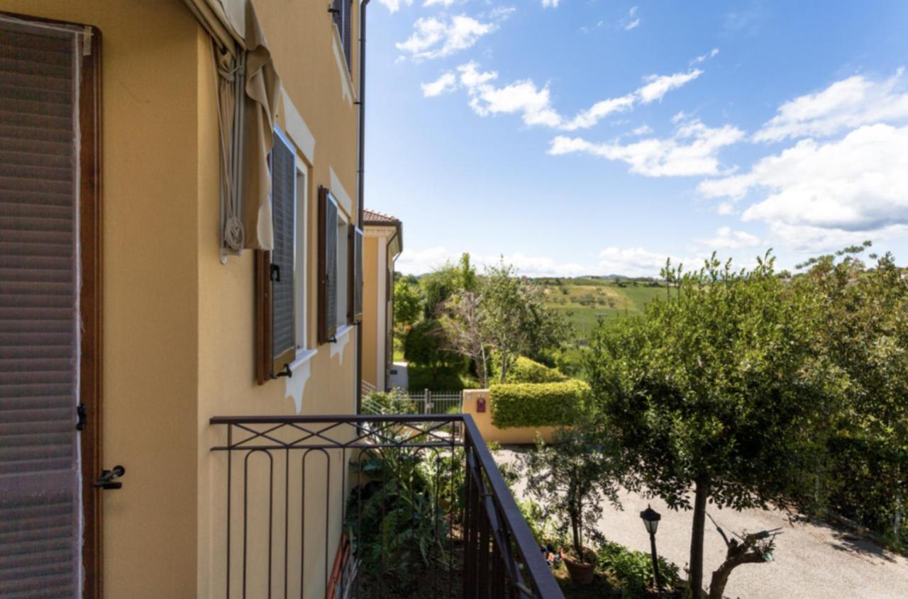 Relax In Collina Apartment มิซาโน อาดรีอาติโก ภายนอก รูปภาพ